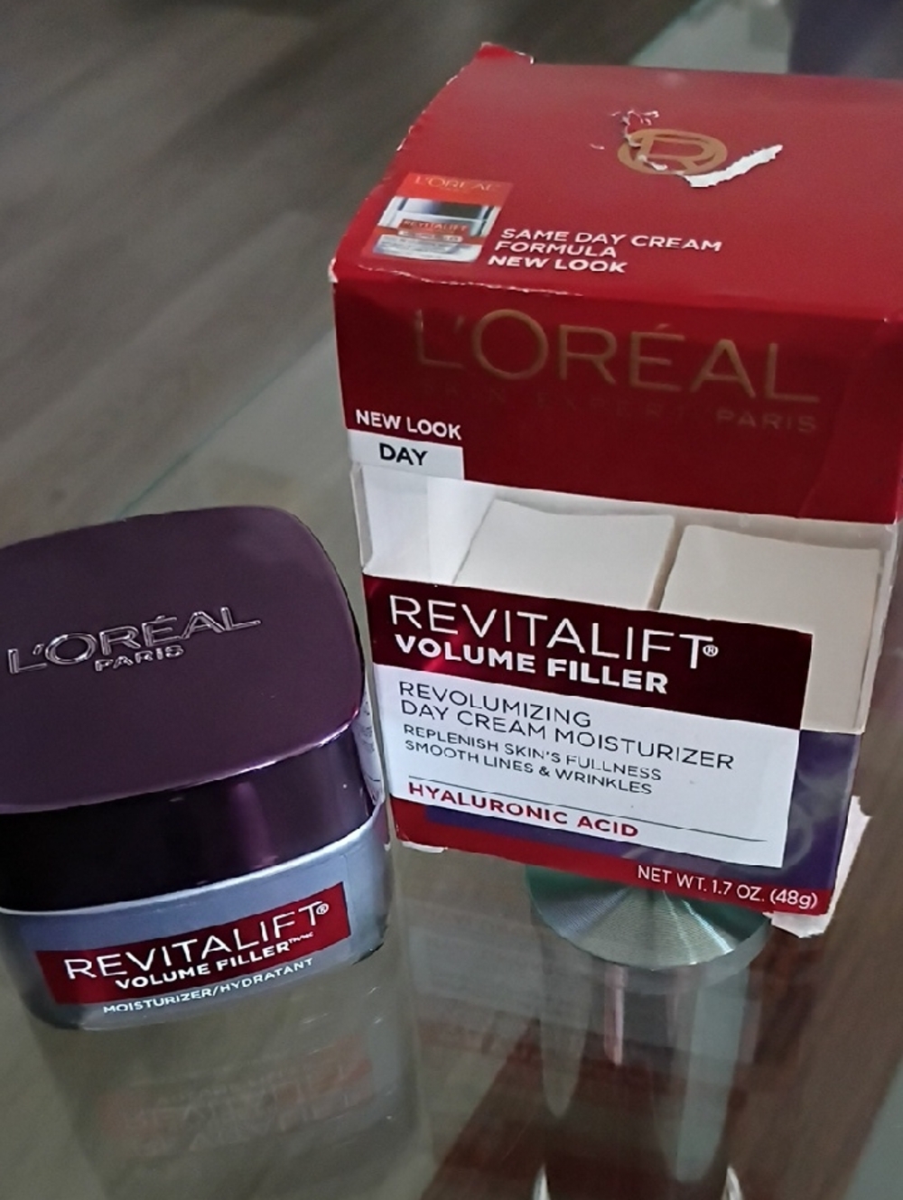 L'Oreal Revitalift Volume Filler Day Cream Moisturizer - Purple